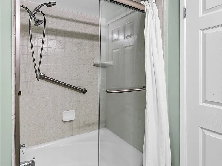 315 N Louise St #307 — Photo 24