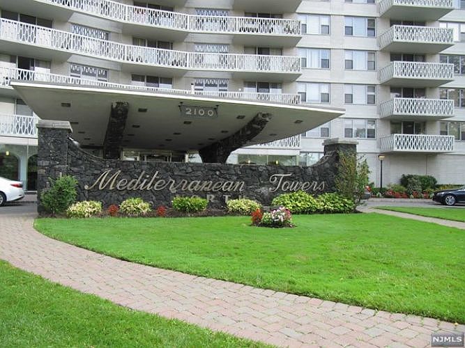 1st image of 2100 Linwood Ave APT 12D