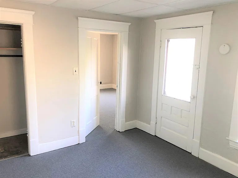 7 Atlantic St #B — Photo 8