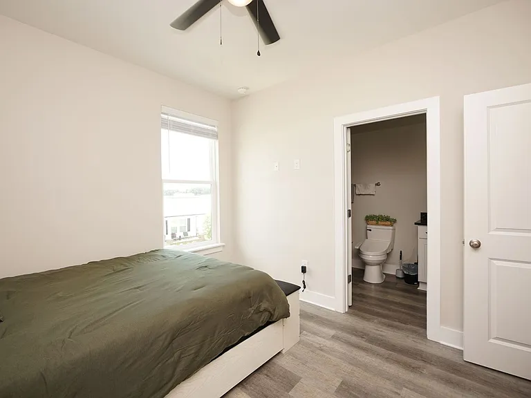 106 Penny Ln — Photo 20