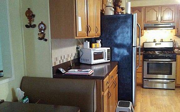3rd image of 557 Martinique Dr #3