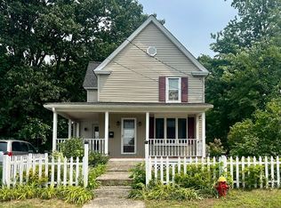 11 Wilfred St, Chicopee, MA 01020