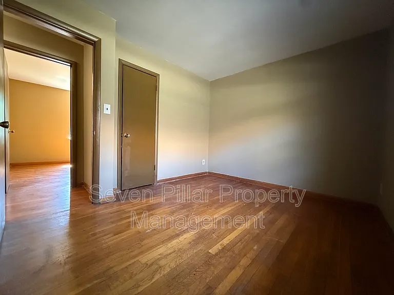 3199 Maize Rd — Photo 13