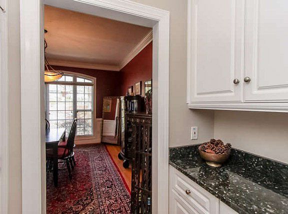 5th image of 3727 W Lake Dr