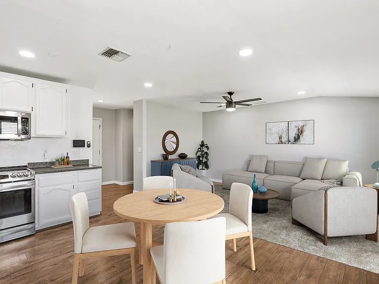 502 Dudley Dr — Photo 3