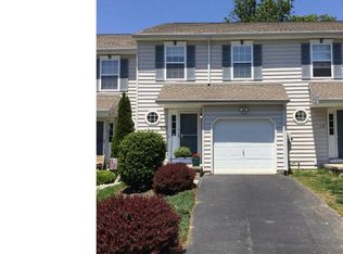 520 Red Bud Ct, Wilmington, DE 19805