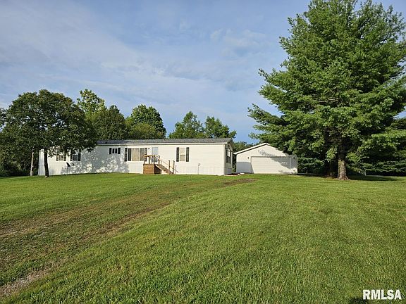 3rd image of 16520 N Campground Ln