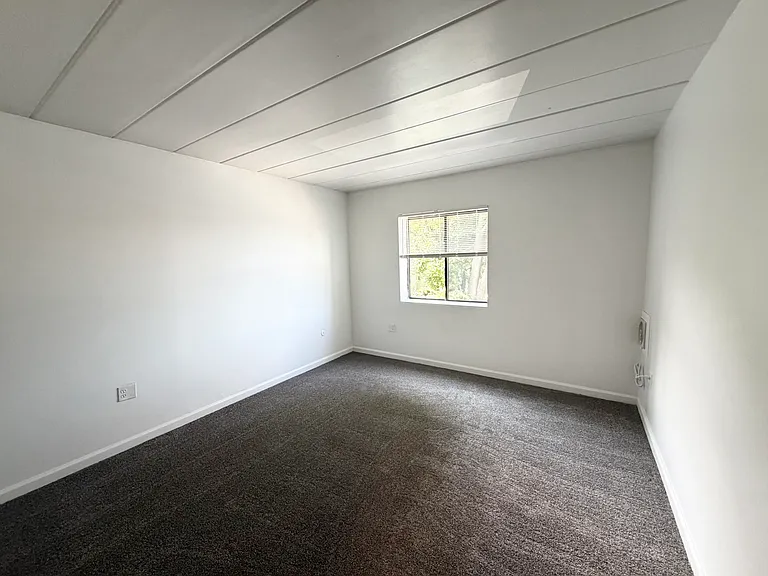 704 Orchard Ave #202 — Photo 7