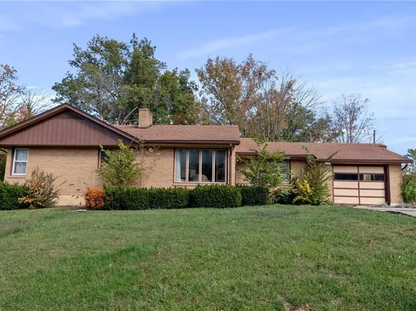 304 W 4th Street Cir, Carrollton, MO 64633
