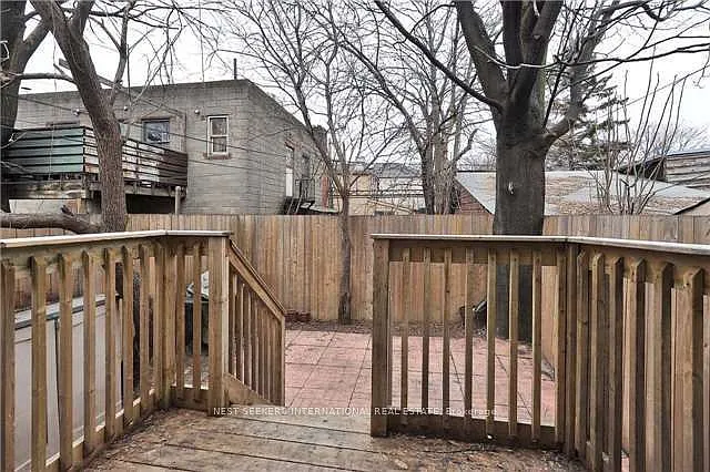 492 Eastern Ave — Photo 10