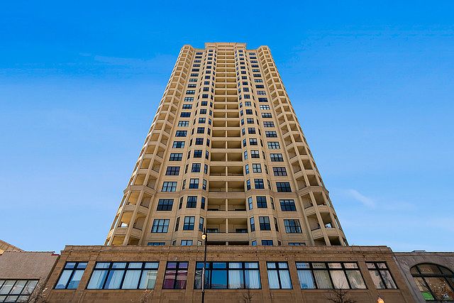 1st image of 1464 S Michigan Ave APT 1502