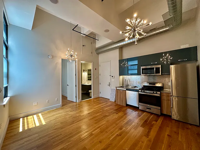 372 Kosciuszko St #314 — Photo 1