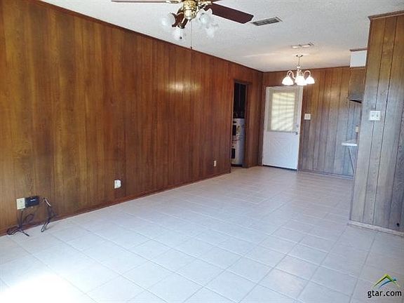 4th image of 2850 County Road 3414