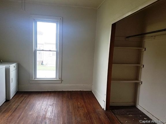 5th image of 414 S D St