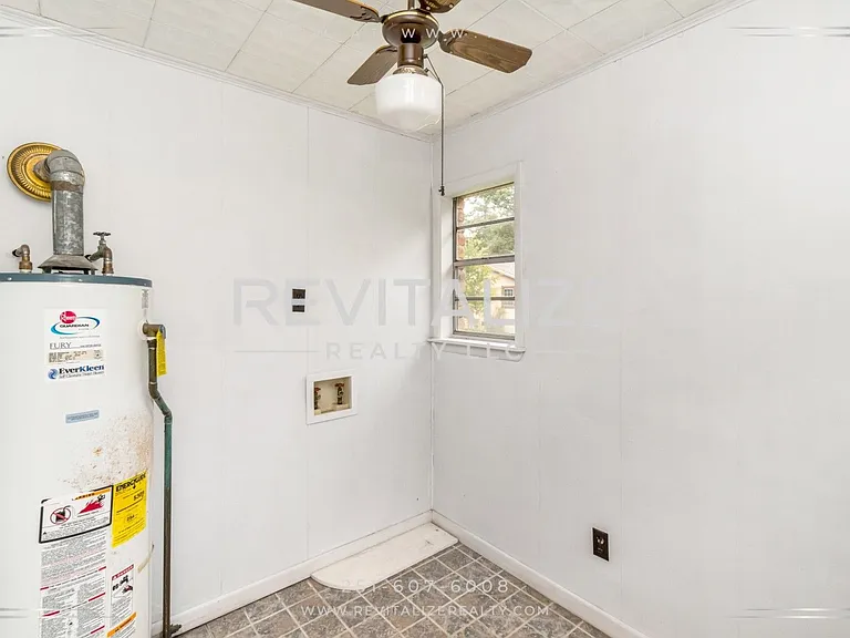 2121 Barron Pl — Photo 37