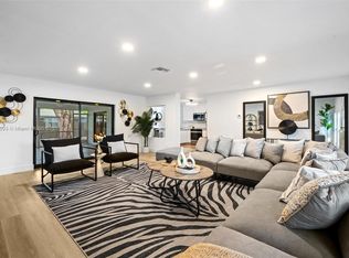 679 SW 17th Ct, Boca Raton, FL 33486