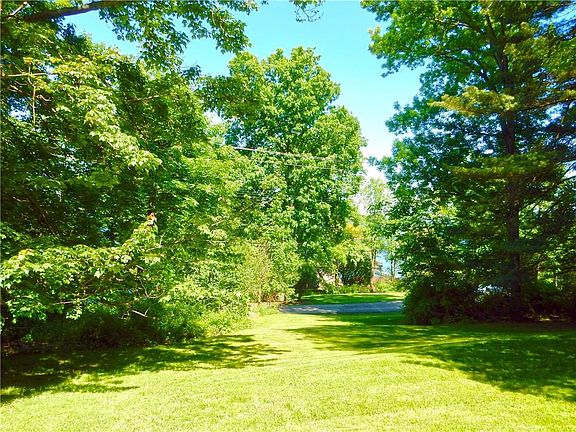 4th image of 3277 Connelly Park