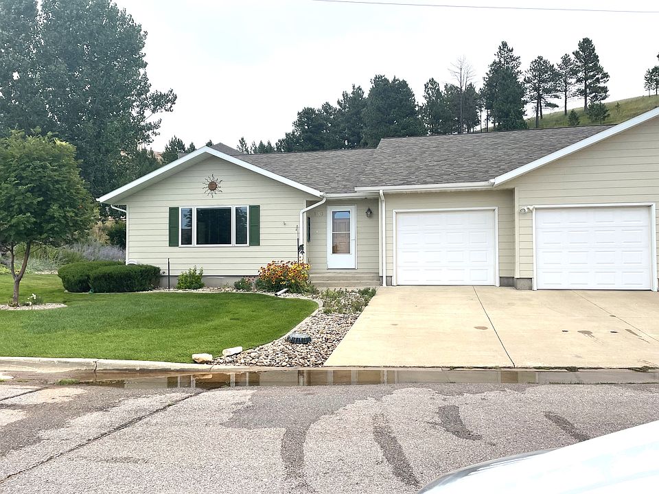 1st image of 336 Cottage Hill Ln