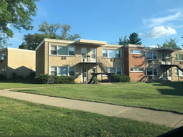 1109 W Hawthorne St #C, Arlington Heights, IL 60005
