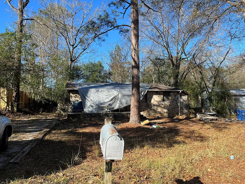 2973 Grant Rd photo 1