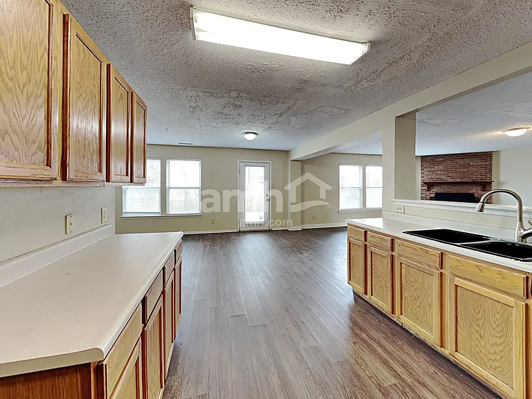 6850 W Littleton Dr — Photo 4