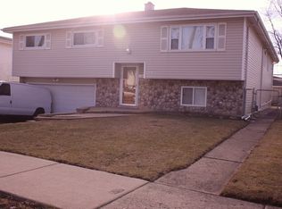 134 S Evergreen Ave, Addison, IL 60101