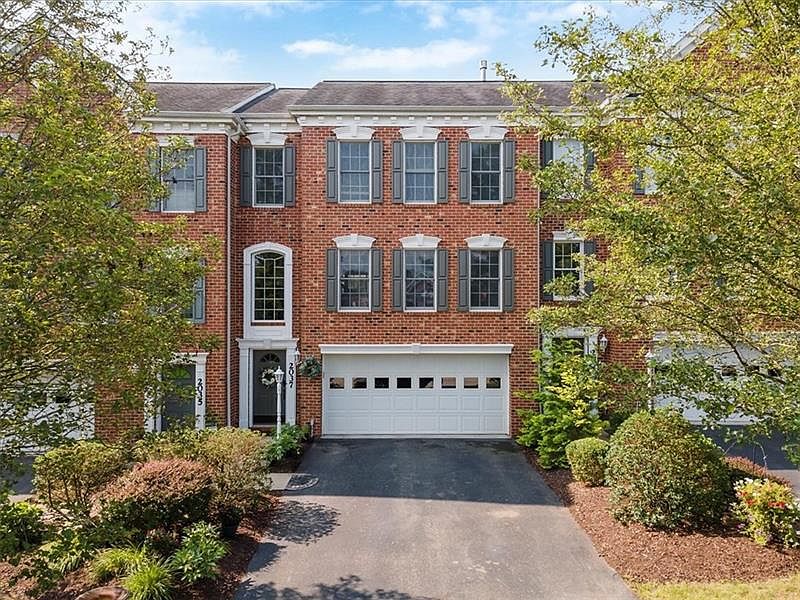 2037 Trillium Ct N, Canonsburg, PA 15317 Zillow