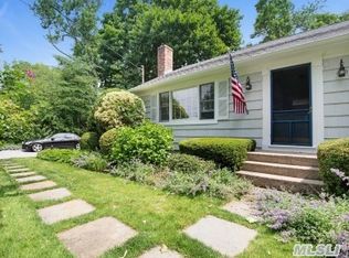 300 Conklin Rd, Mattituck, NY 11952