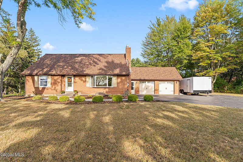 3rd image of 203 Sugar Hill Road