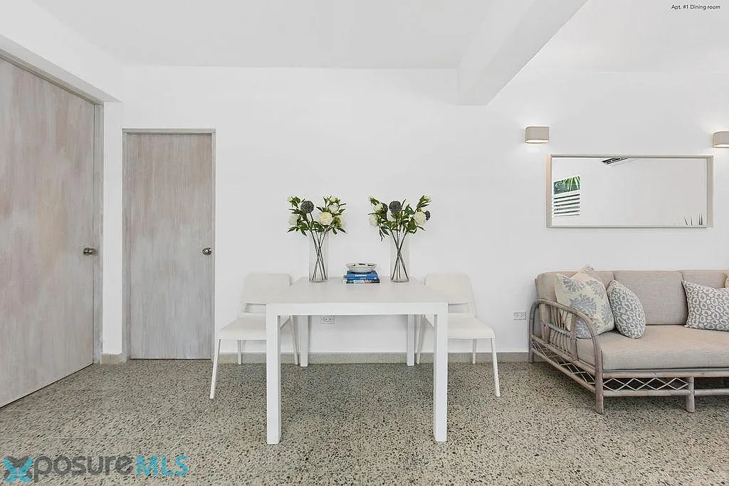 1366 Wilson — Photo 3