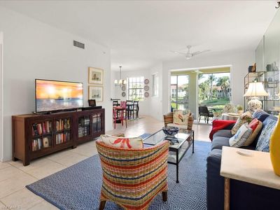 200 L AMBIANCE CIR #102, Naples, FL, 34108