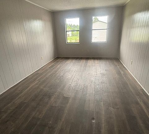 3rd image of 210 Shipman Rd #H2