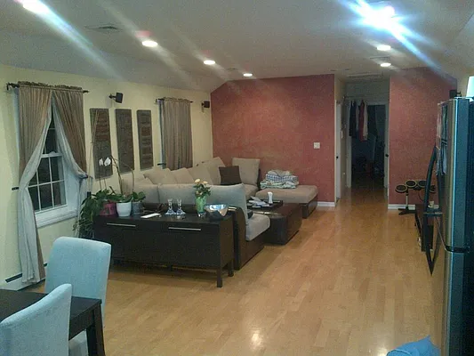 Rented by Metro Garden Realty NYC | media 2