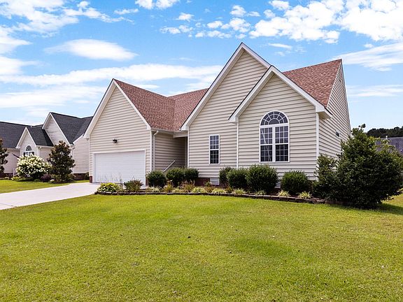 3rd image of 2620 S Chatham Ct