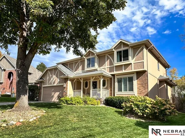 405 S 159th St, Omaha, NE 68118