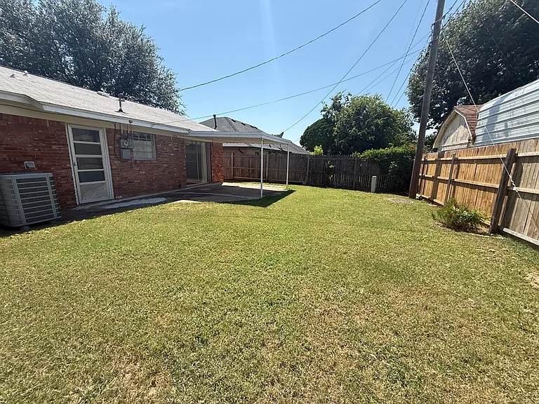 1101 NW 103rd St — Photo 21