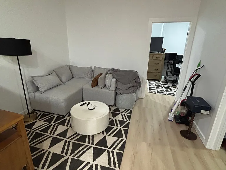 1311 W Ohio St #2R — Photo 6