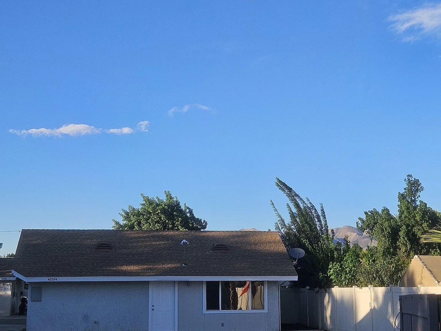 4 bed, 1350 sqft, $2,350 — Photo 1