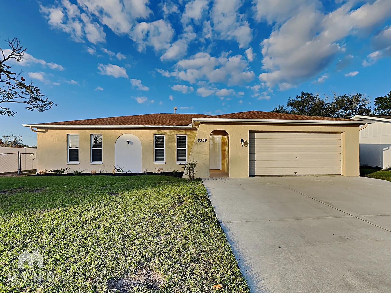 3 bed, 2.0 bath, 1595 sqft, $1,995 — Photo 1