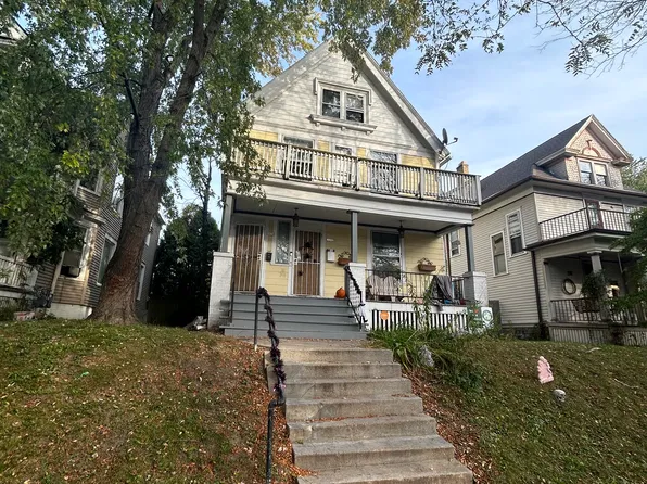 3034 N Booth St, Milwaukee, WI 53212