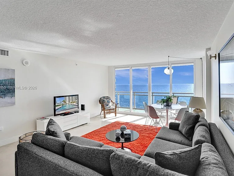 6917 Collins Ave #915 — Photo 24