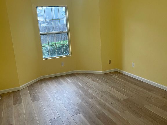 4th image of 7346 Kallie Kay Ln
