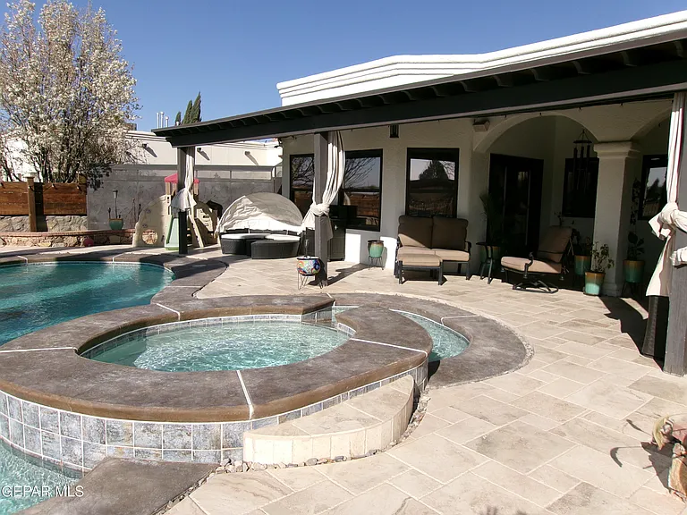 5833 Angel St — Photo 30