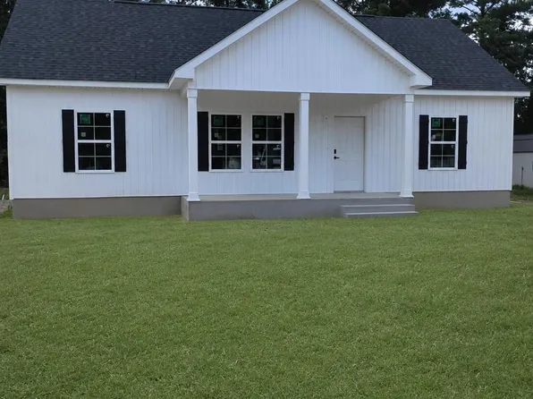 1607 N Dr Martin Luther King Jr Drive, Ahoskie, NC 27910