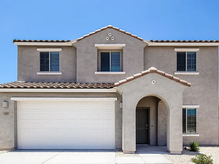 5012 S 109th Dr — Photo 1