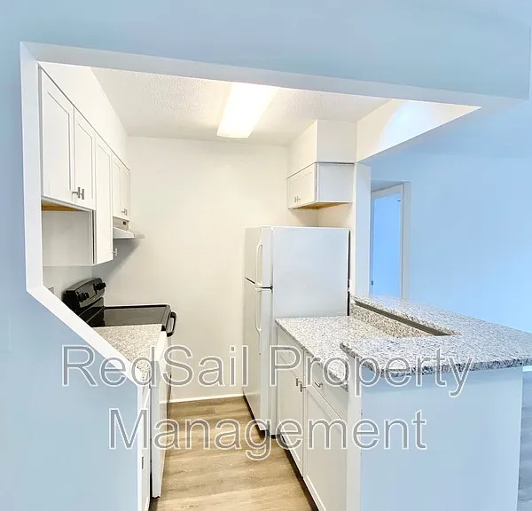 139 Haverford Ct — Photo 5