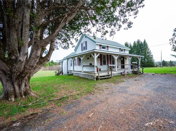 849 Hurricane Rd, Cold Brook, NY 13324