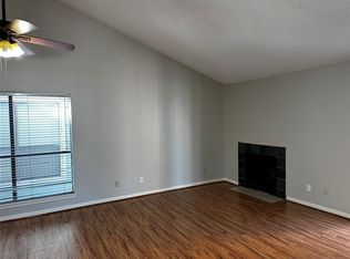 3756 Tanglewilde St APT 8D, Houston, TX 77063