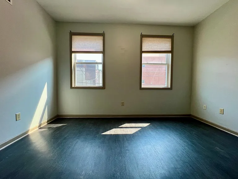 2154 N Carlisle St — Photo 11