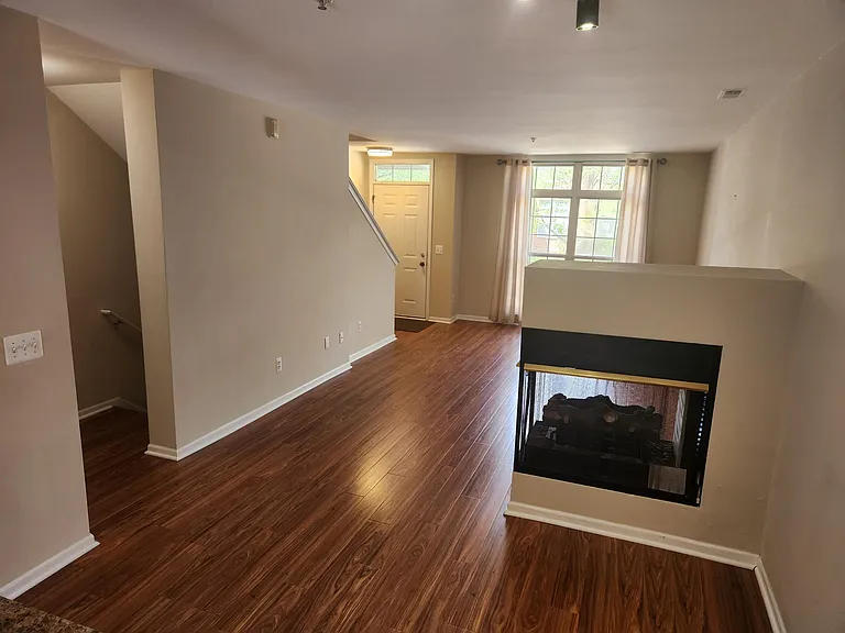 39475 Springwater Dr — Photo 5